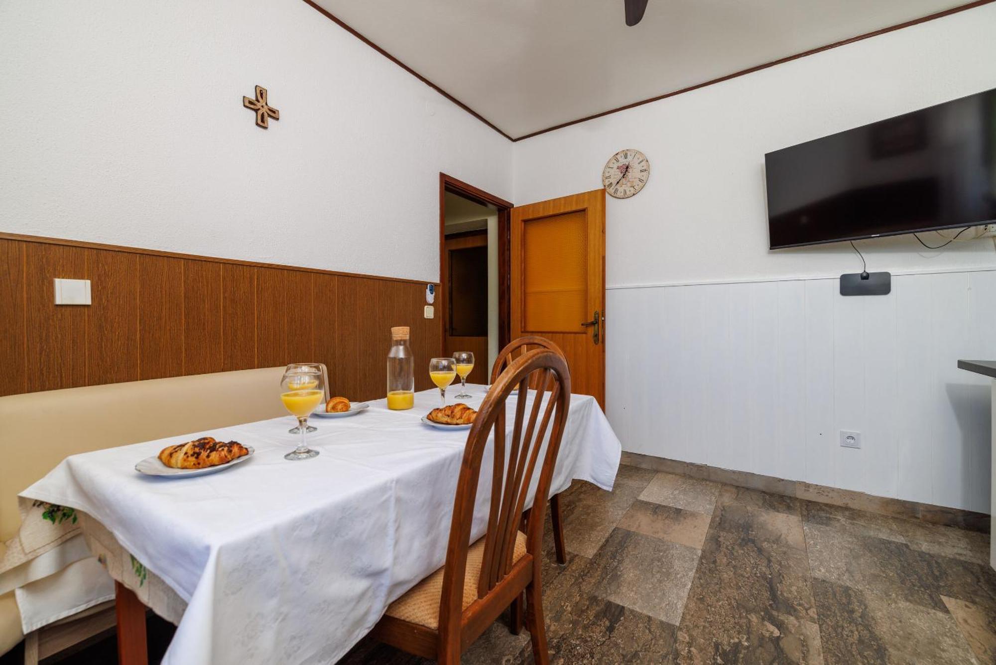Apartment Petar Poljice Екстер'єр фото