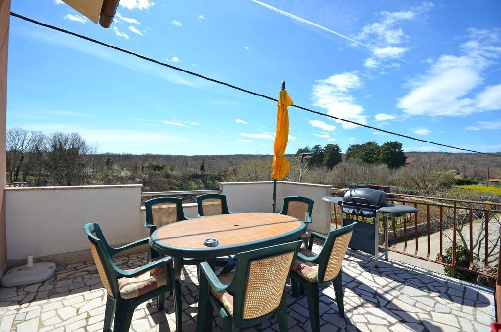 Apartment Petar Poljice Екстер'єр фото