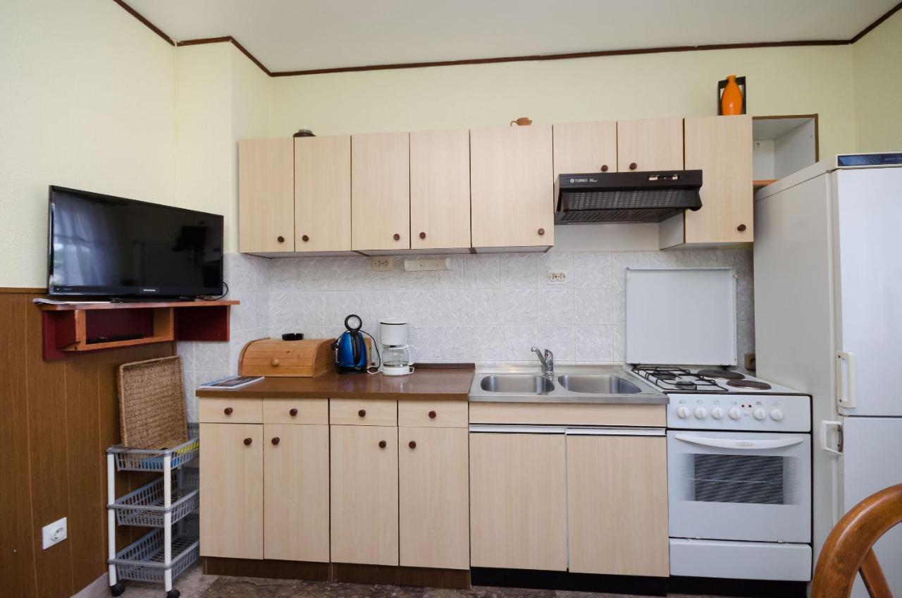 Apartment Petar Poljice Екстер'єр фото