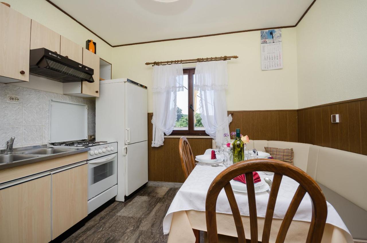 Apartment Petar Poljice Екстер'єр фото